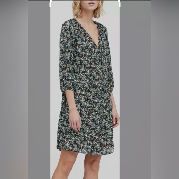 NWT Banana Republic Ditsy Floral Print Tiered Swing Dress Womens Size Small - Picture 1 of 10